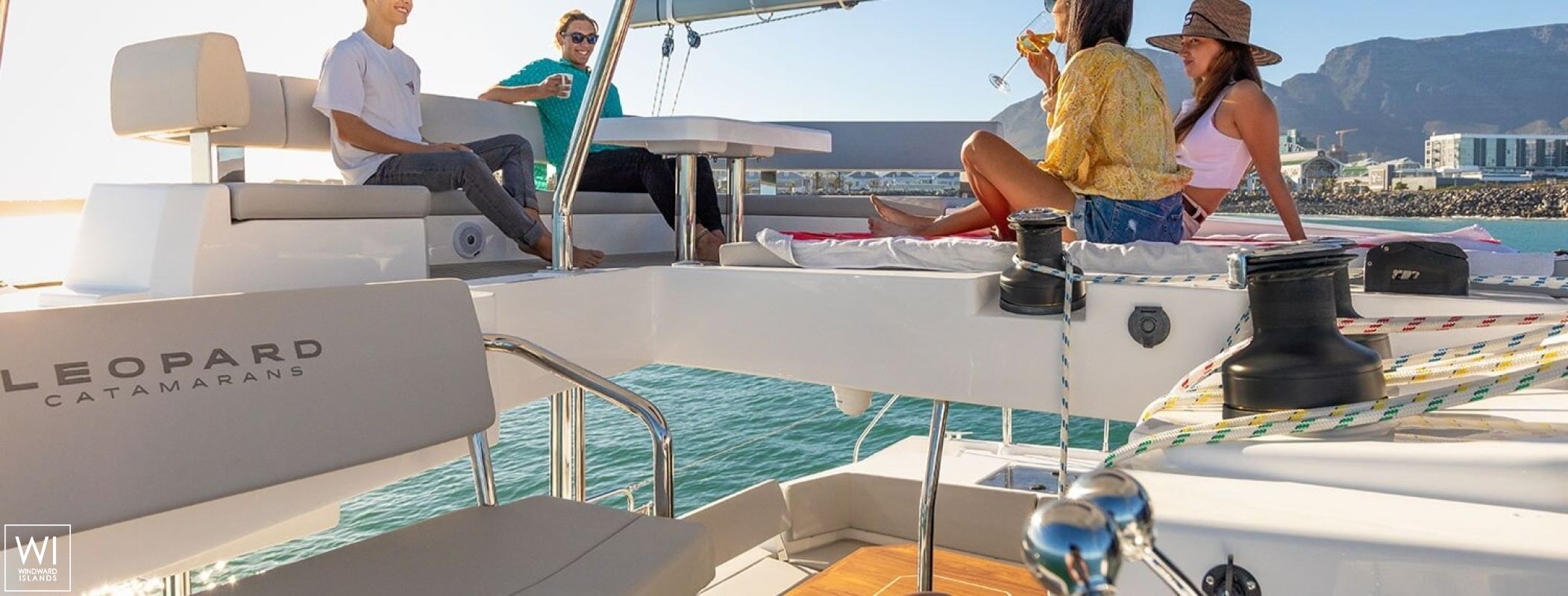 Leopard  45L Robertson & Caines Exterior 7