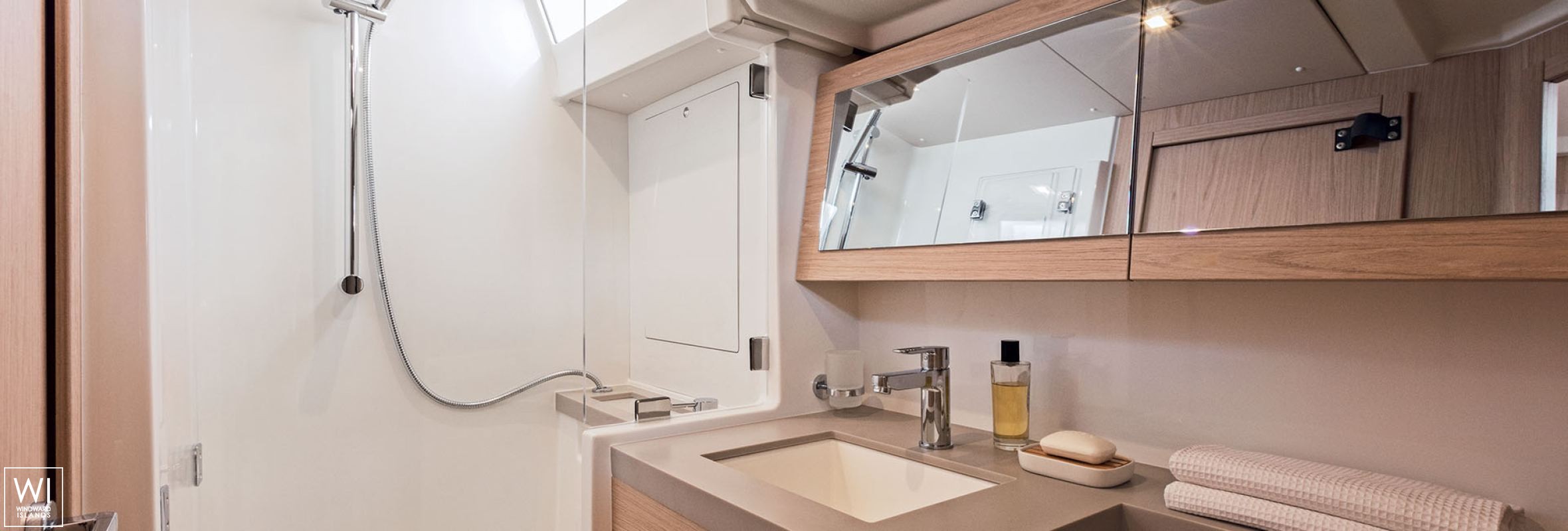 Oceanis  51.1 Beneteau Interior 5