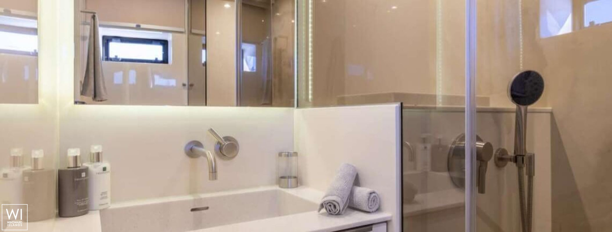 ORCA (ex CHRISTINA TOO) Sunreef Yachts Supreme 68 Interior 13