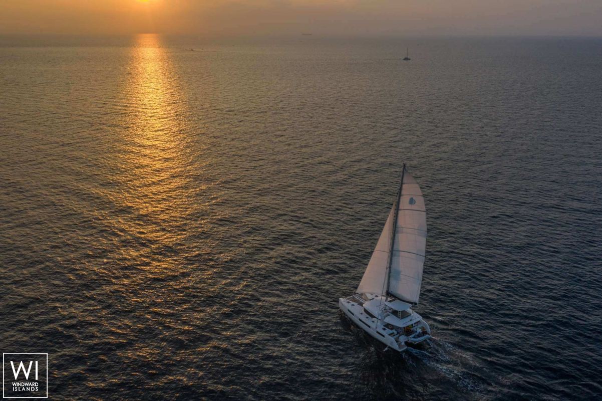 Lagoon 50 Lagoon Catamaran Exterior 2