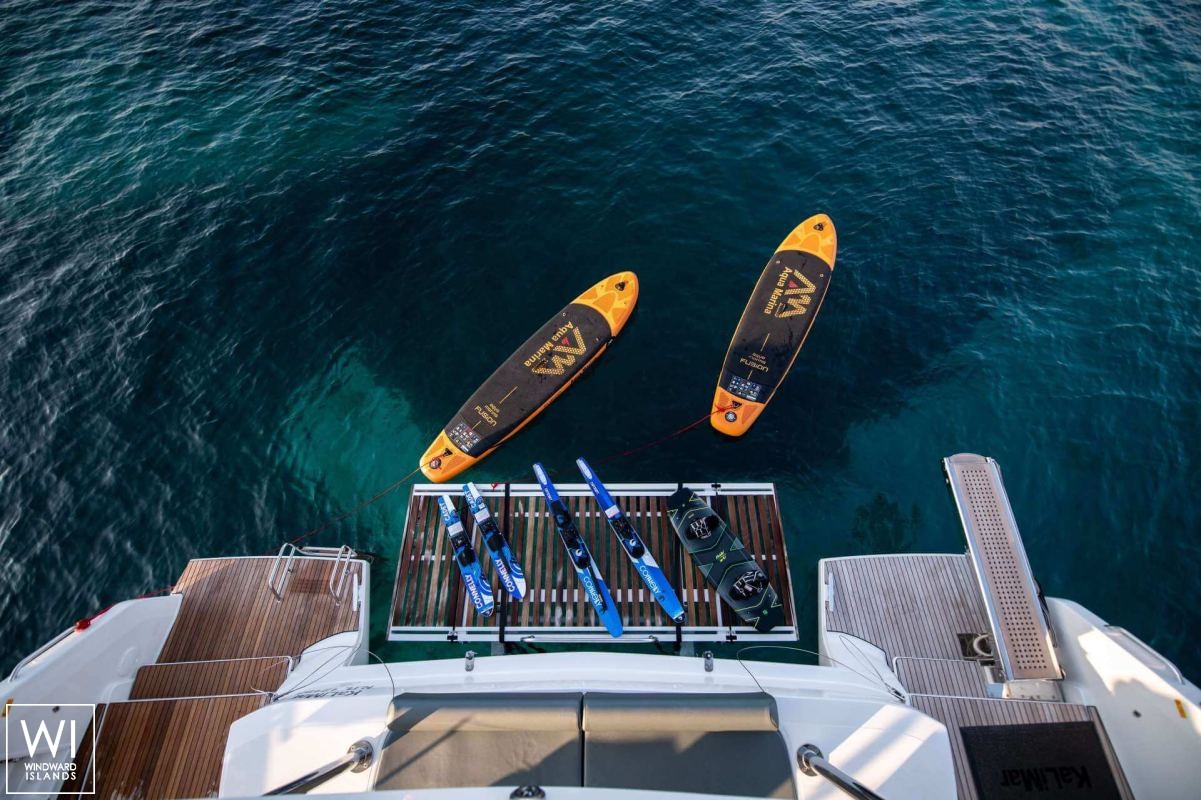 Lagoon 50 Lagoon Catamaran Exterior 6