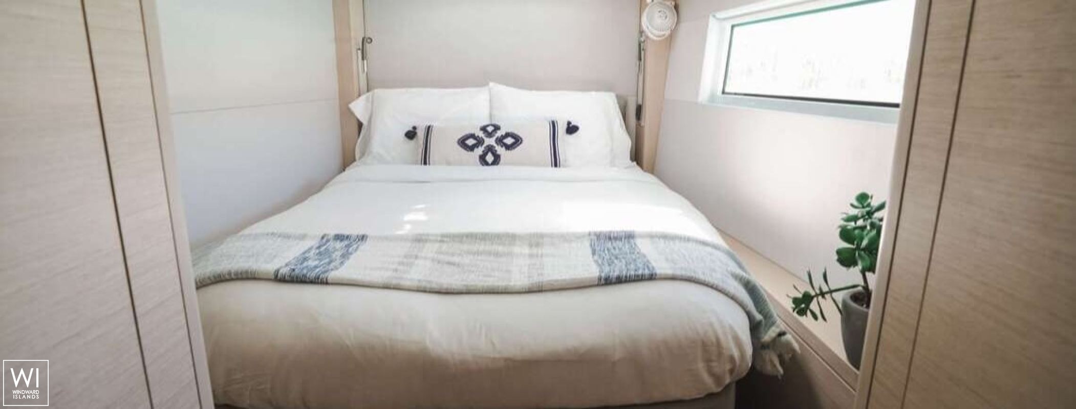 Ether   Lagoon Catamaran Lagoon 50 Interior 10