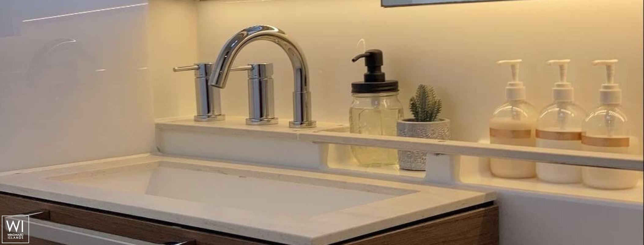 ESPERANZA II  Lagoon Catamaran Lagoon 50 Interior 1