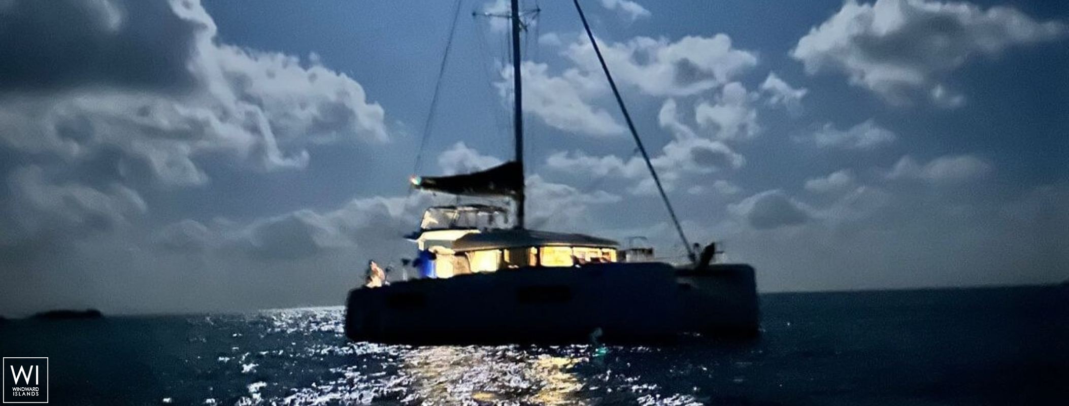 Solrise  Lagoon Catamaran Lagoon 40 Exterior 4