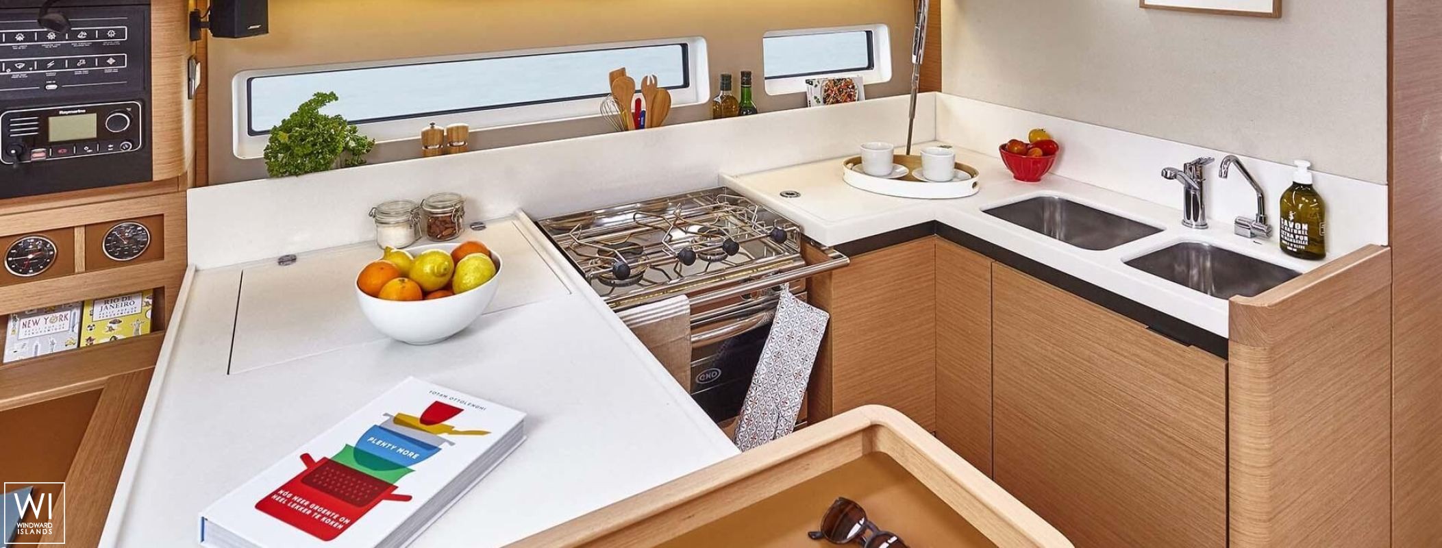 Sun Odyssey 440 Jeanneau Interior 3