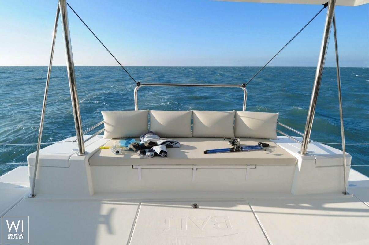 Bali 4.1 Catana Catamaran Exterior 5