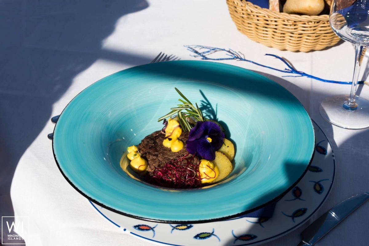 Silver Star II  Turkish Gulet Goelette  26.7M Interior 26