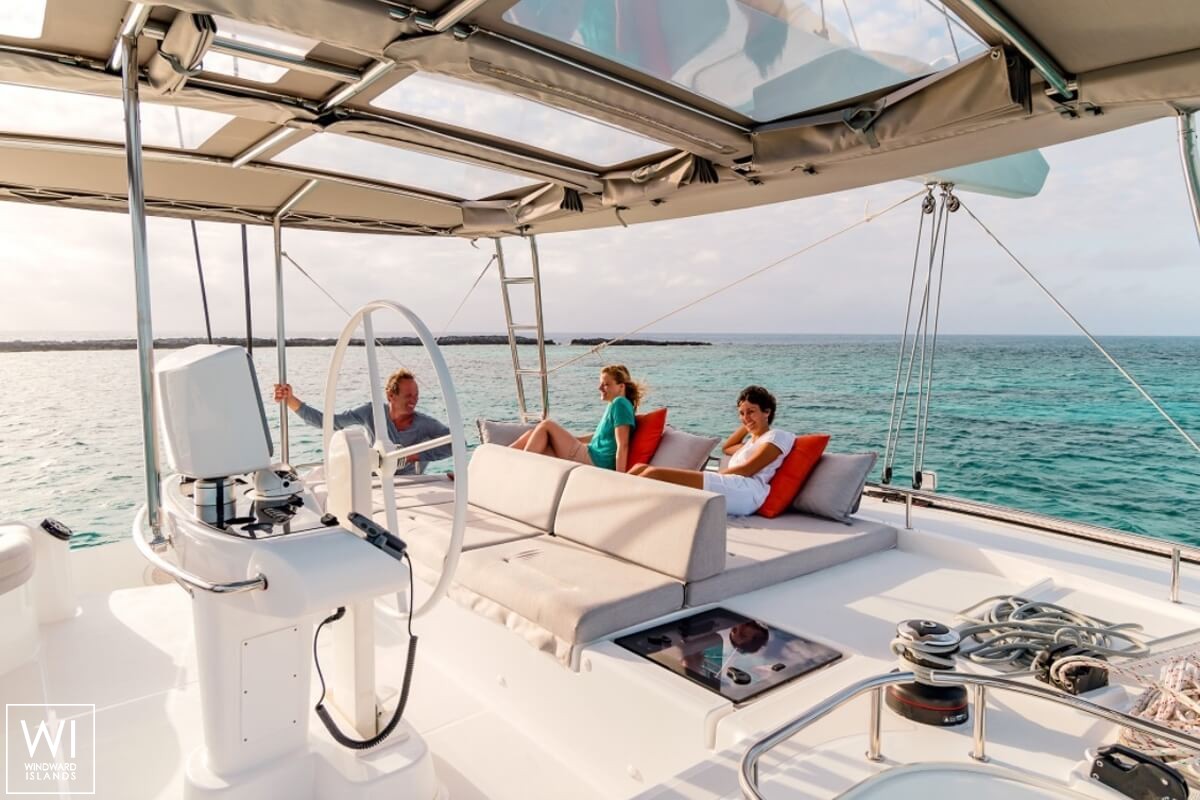 Summertime  Lagoon Catamaran Lagoon 52 Exterior 7
