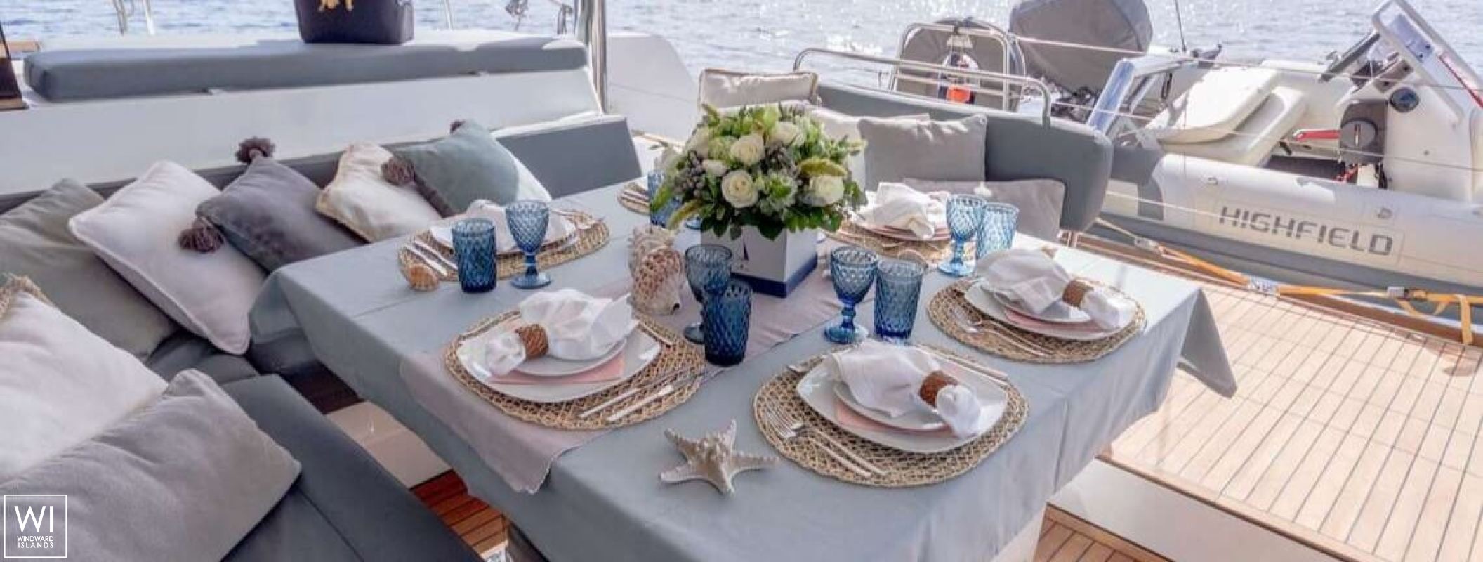 Lucky Clover  Lagoon Catamaran Lagoon 52 Exterior 21