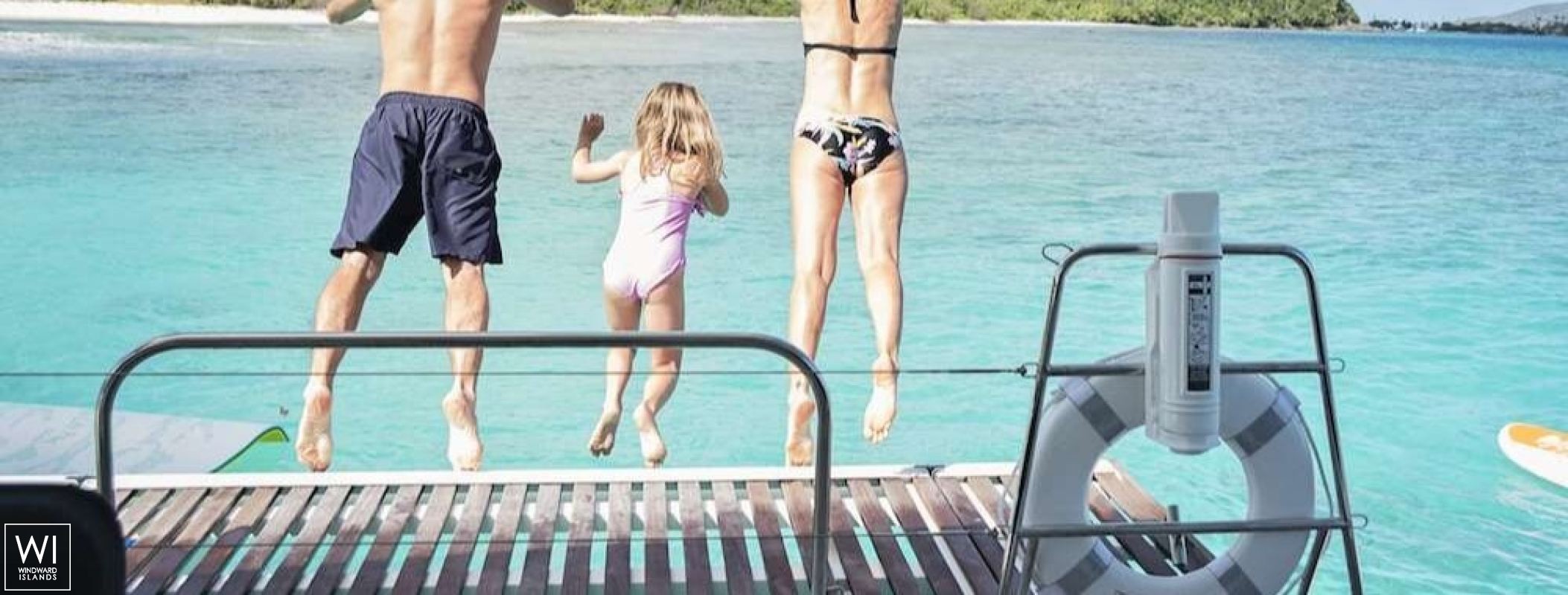 ISLAND HOPPIN'  Lagoon Catamaran Lagoon 52 Exterior 10