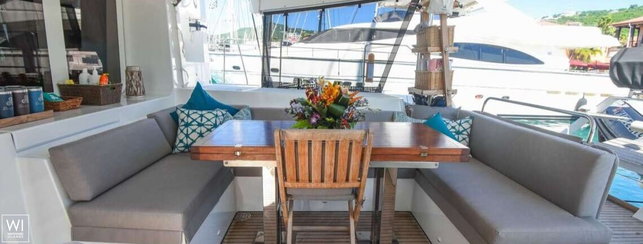 SHANGRI LA   Lagoon Catamaran Lagoon 52 Exterior 8