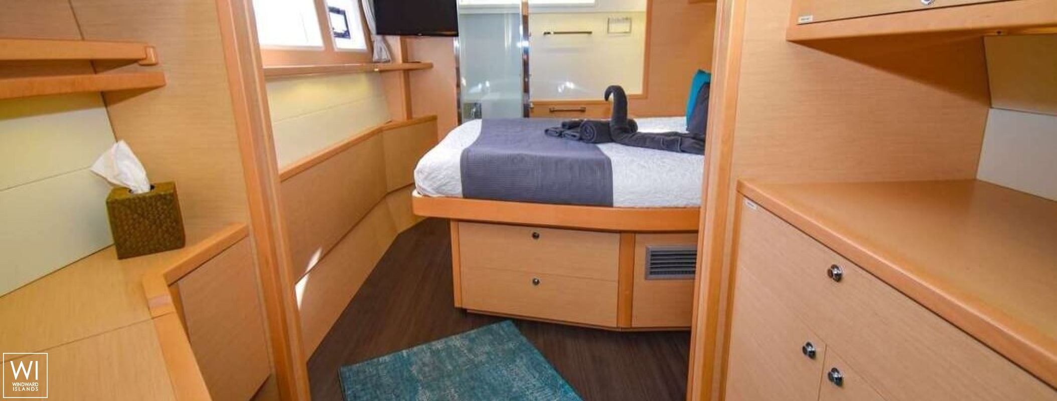 SHANGRI LA   Lagoon Catamaran Lagoon 52 Interior 13