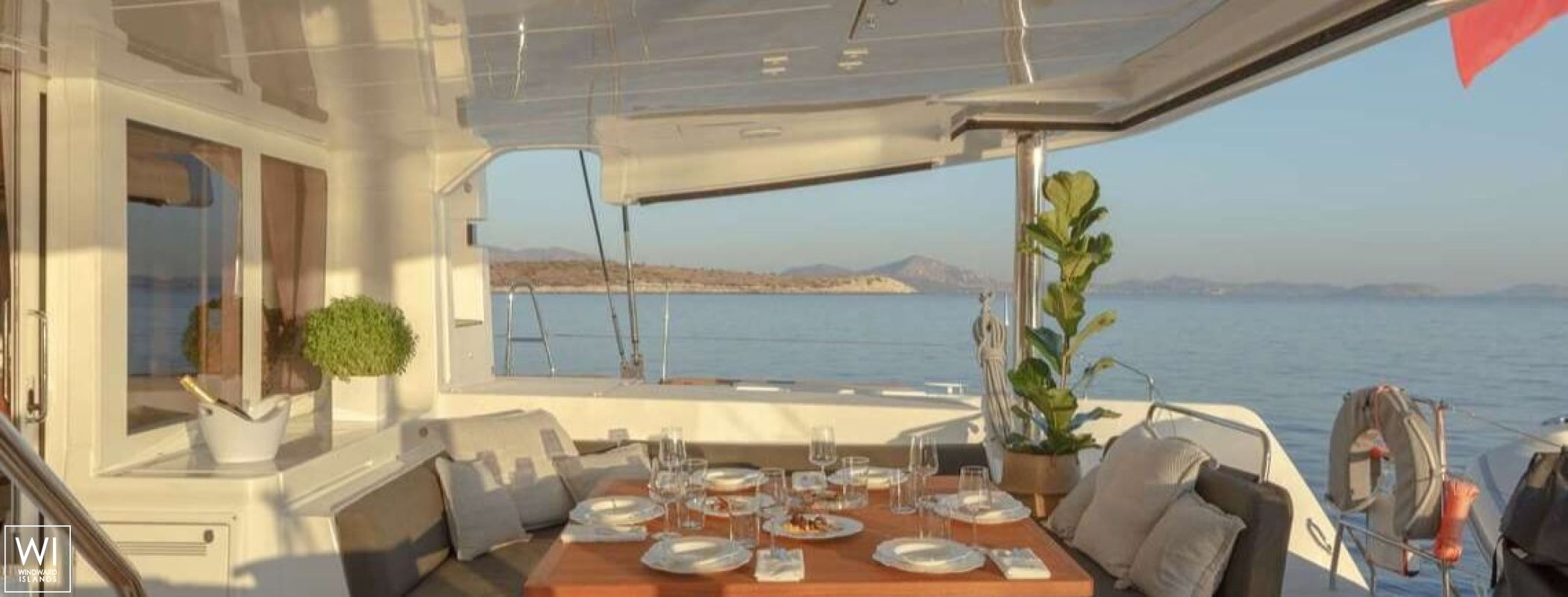 ONEIDA  Lagoon Catamaran Lagoon 52 Exterior 4