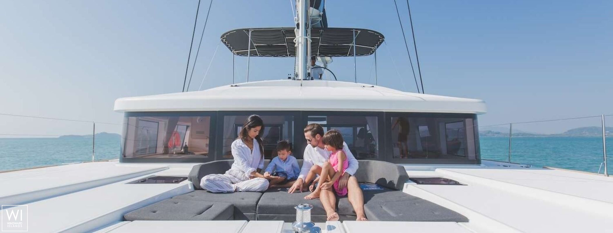 BLUE MOON  Lagoon Catamaran Lagoon 52 Exterior 3