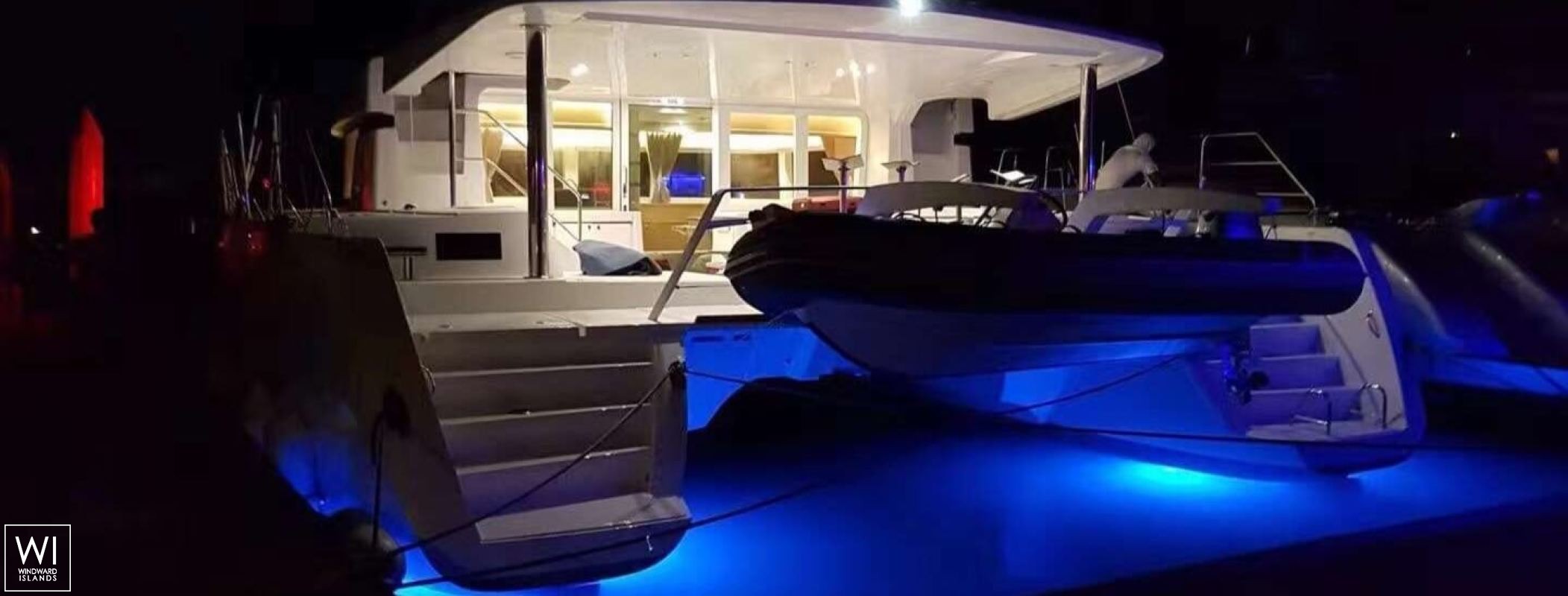 BLUE MOON  Lagoon Catamaran Lagoon 52 Exterior 5