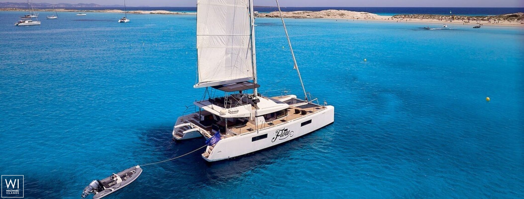 FLOW  Lagoon Catamaran Lagoon 52 Exterior 4
