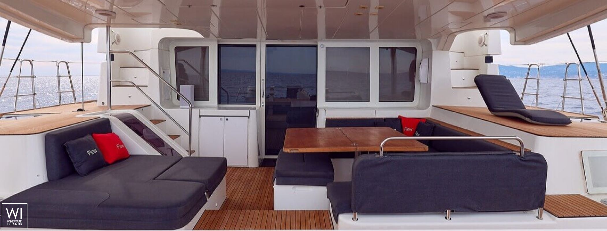 FLOW  Lagoon Catamaran Lagoon 52 Exterior 8