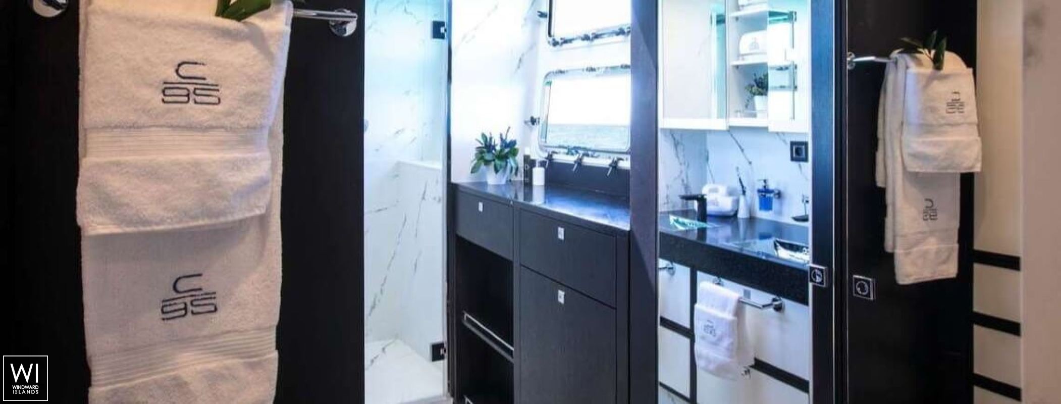 Cartouche   Blue Coast 95 Interior 1