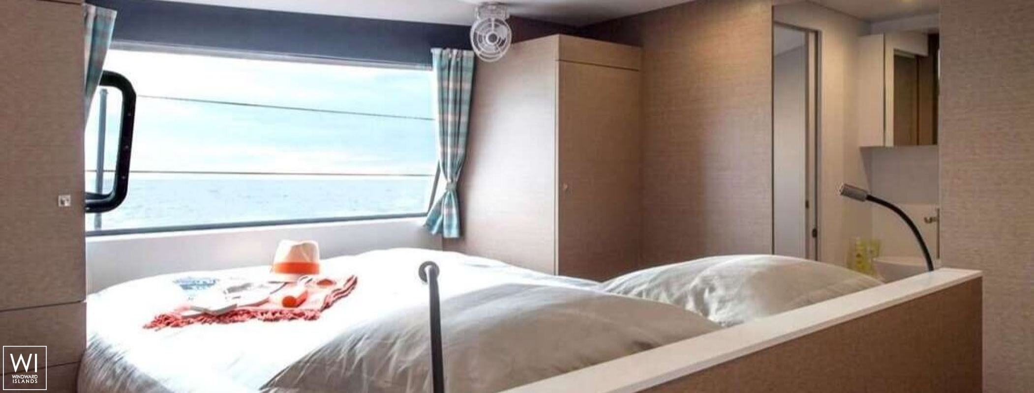 L'octant  Neel Trimarans Neel 51 Interior 13