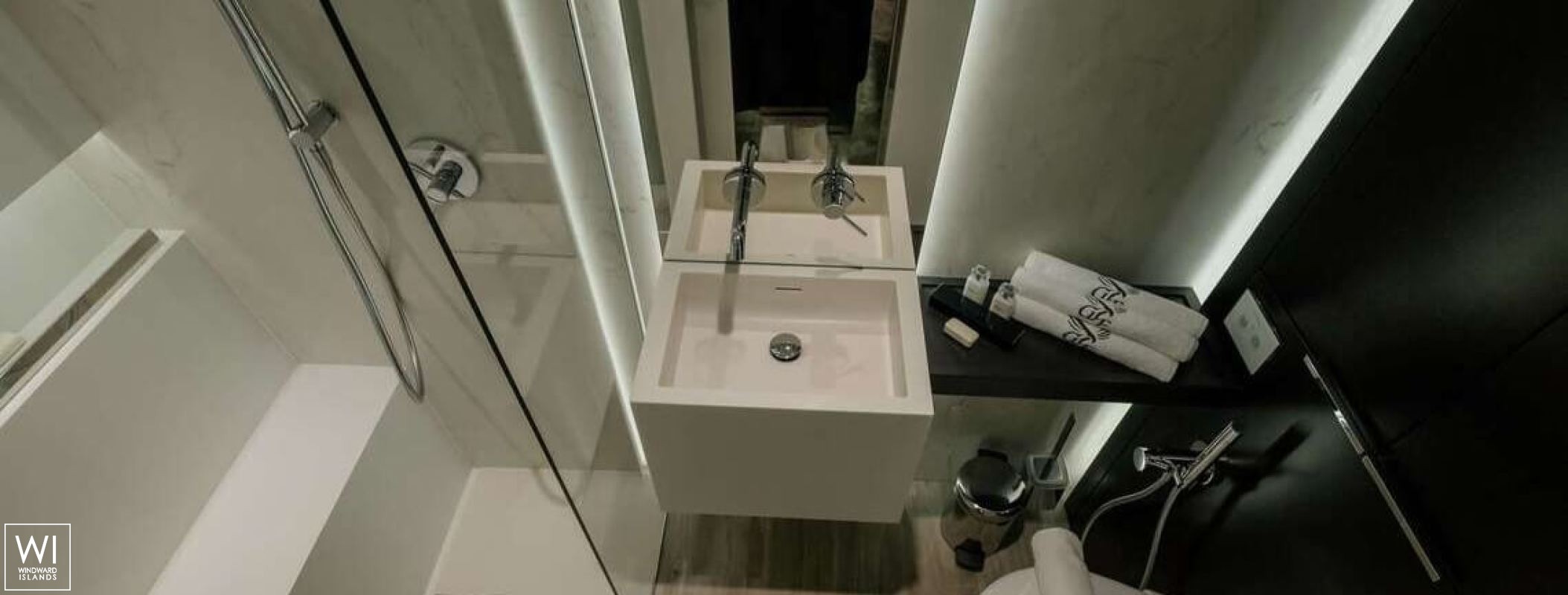 GYRFALCON  Sunreef Yachts Sail Sunreef 60 Interior 14