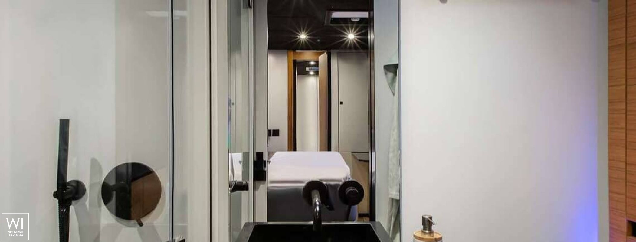 CALMA  Sunreef Yachts Sail Sunreef 60 Interior 1