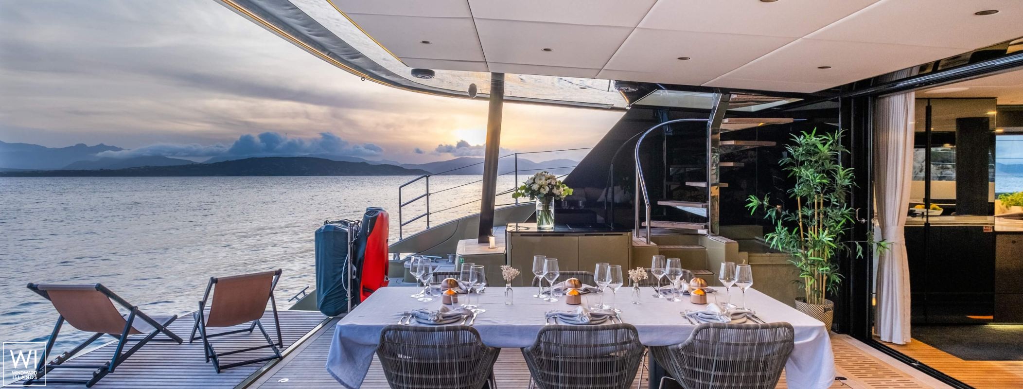 YGO  Sunreef Yachts Sail Sunreef 60 Interior 14