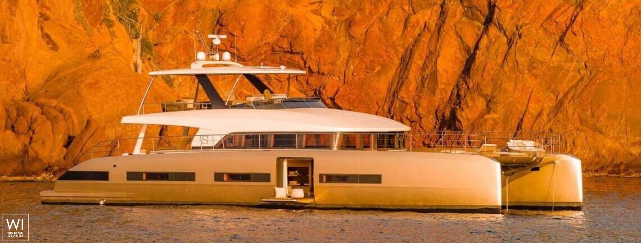 Frenchwest  Lagoon Catamaran Power 78 Exterior 3