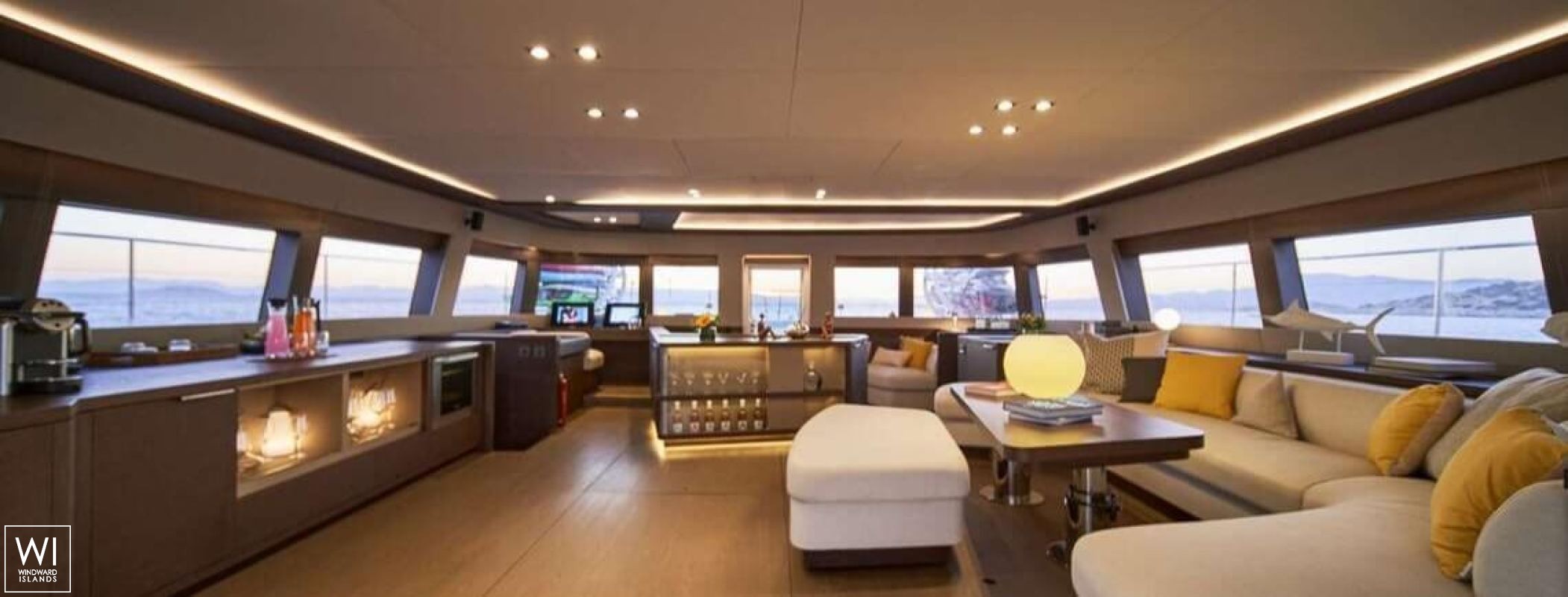 CRAZY HORSE  Lagoon Catamaran Power 78 Interior 1