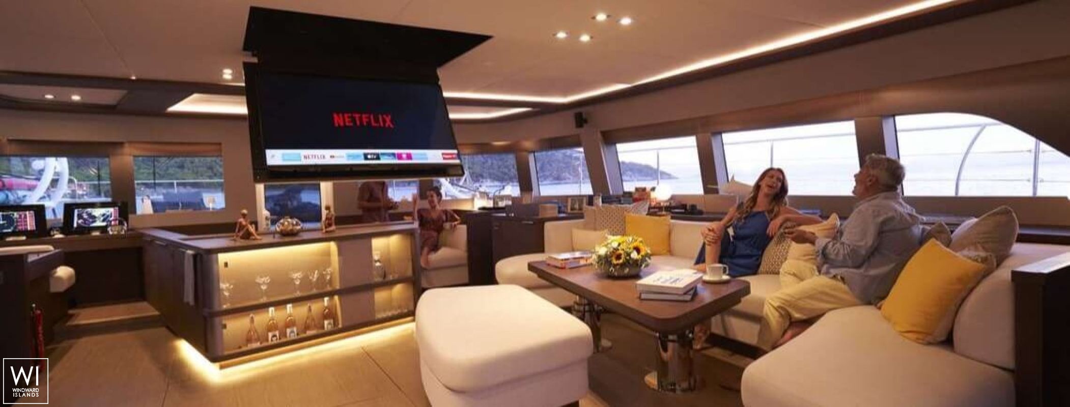 CRAZY HORSE  Lagoon Catamaran Power 78 Interior 1