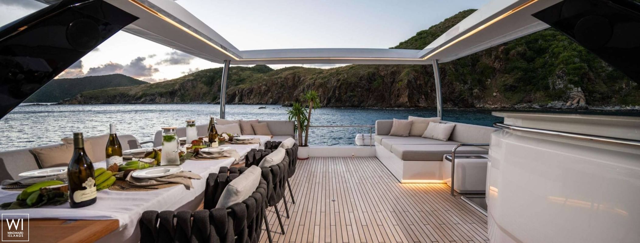 SIETE MARES  Lagoon Catamaran Power 78 Interior 15