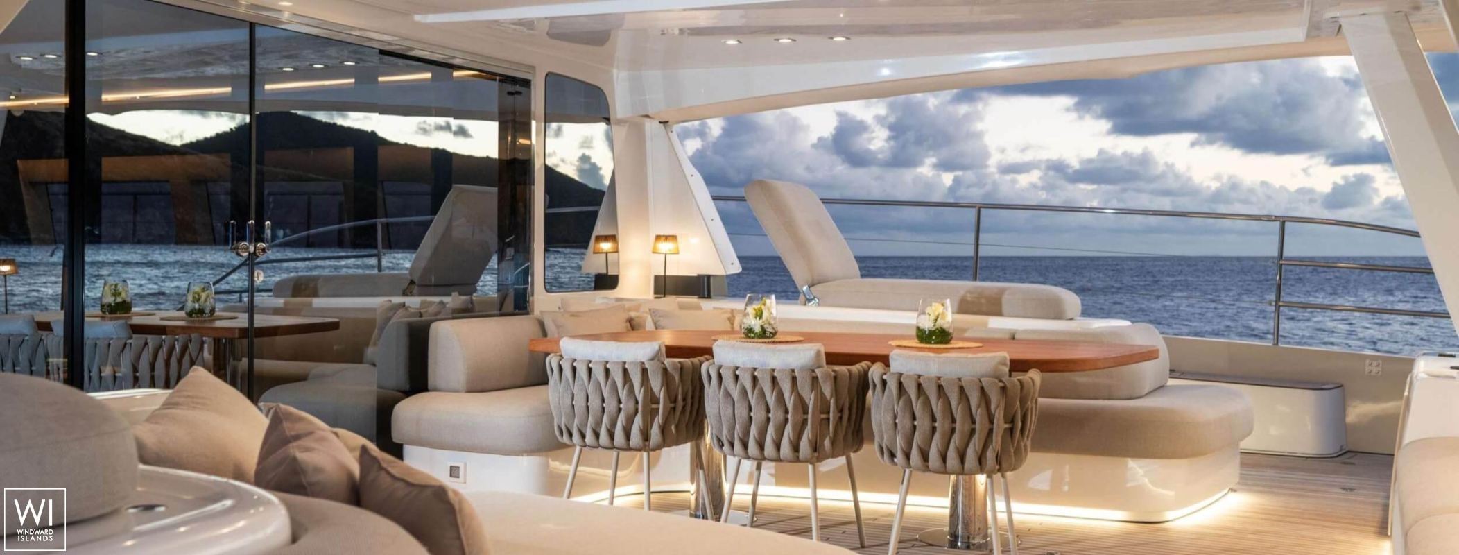 SIETE MARES  Lagoon Catamaran Power 78 Interior 19