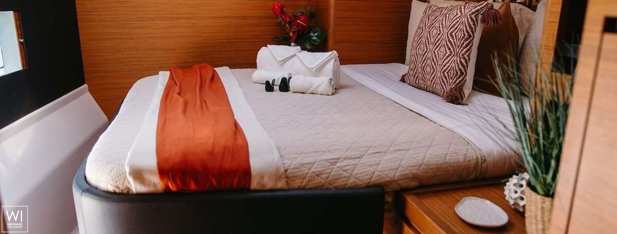 Aquanimity  Dufour Yachts Dufour 48 Interior 22