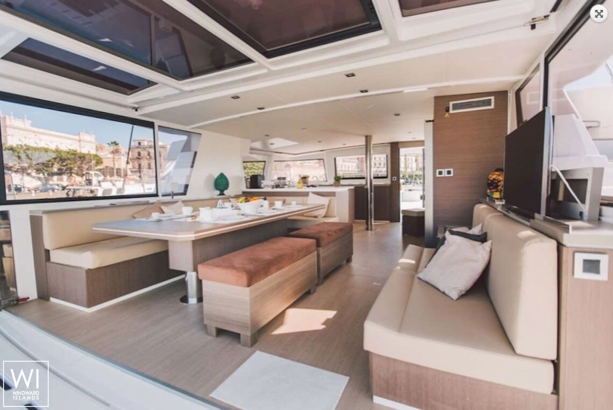 ELENA  Catana Catamaran Bali 5.4 Exterior 3