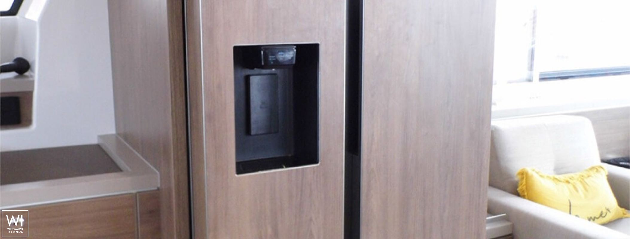 KOH-I NOOR  Catana Catamaran Bali 5.4 Interior 8