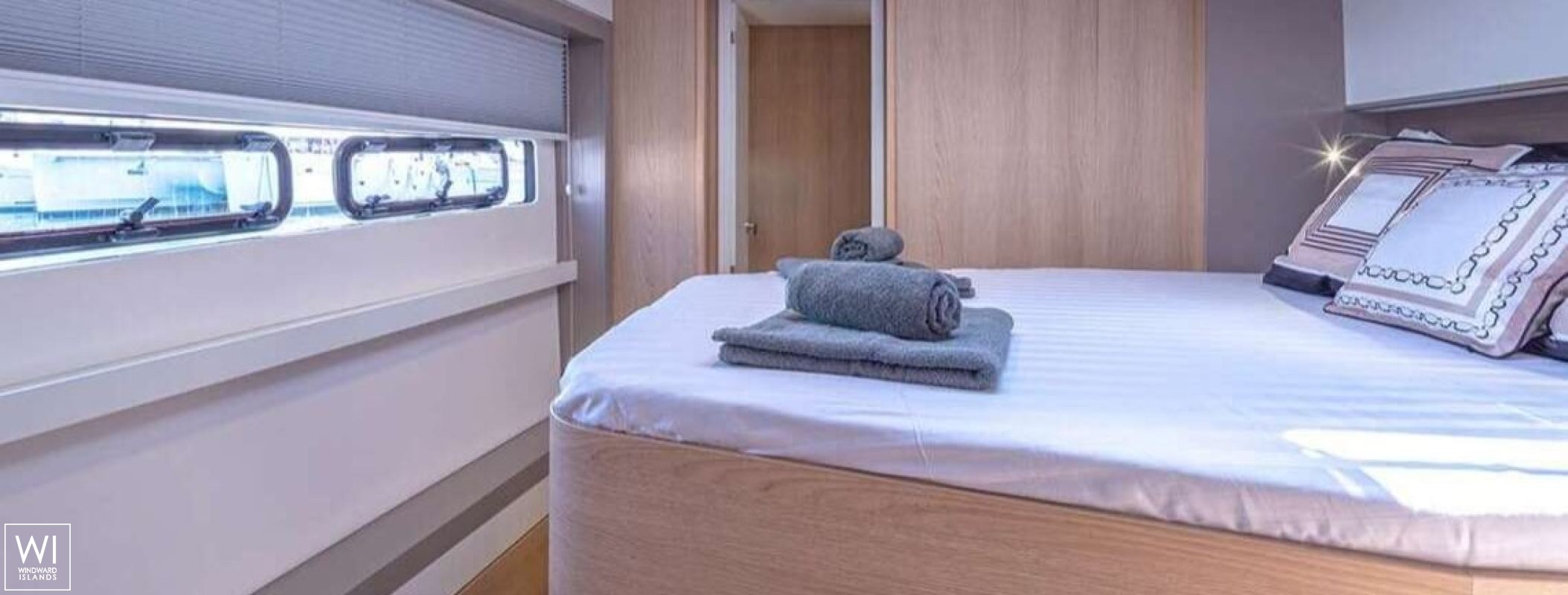 License to chill  Catana Catamaran Bali 5.4 Interior 1