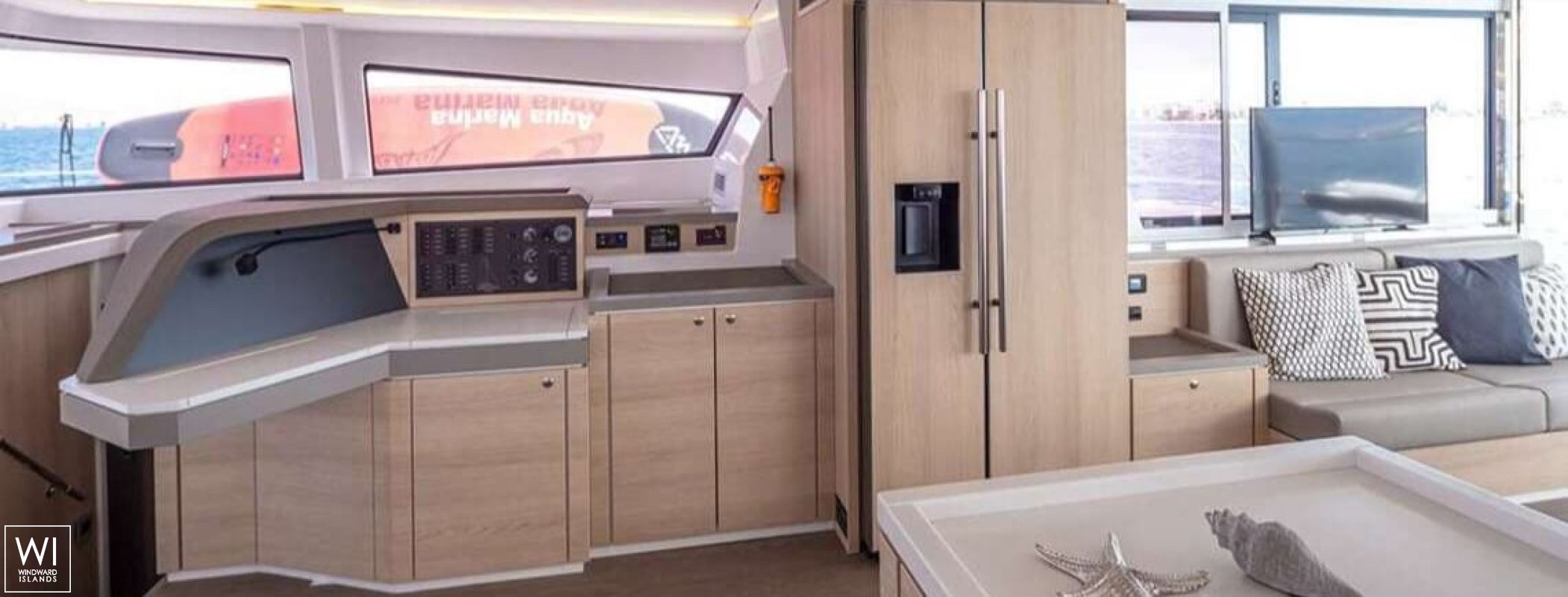 License to chill  Catana Catamaran Bali 5.4 Interior 1