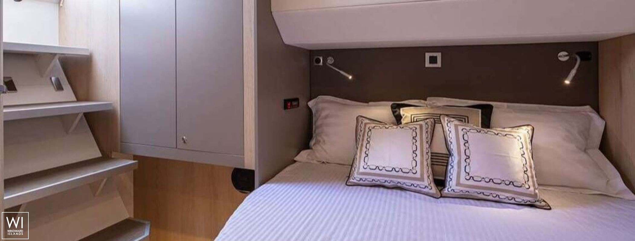 License to chill  Catana Catamaran Bali 5.4 Interior 1