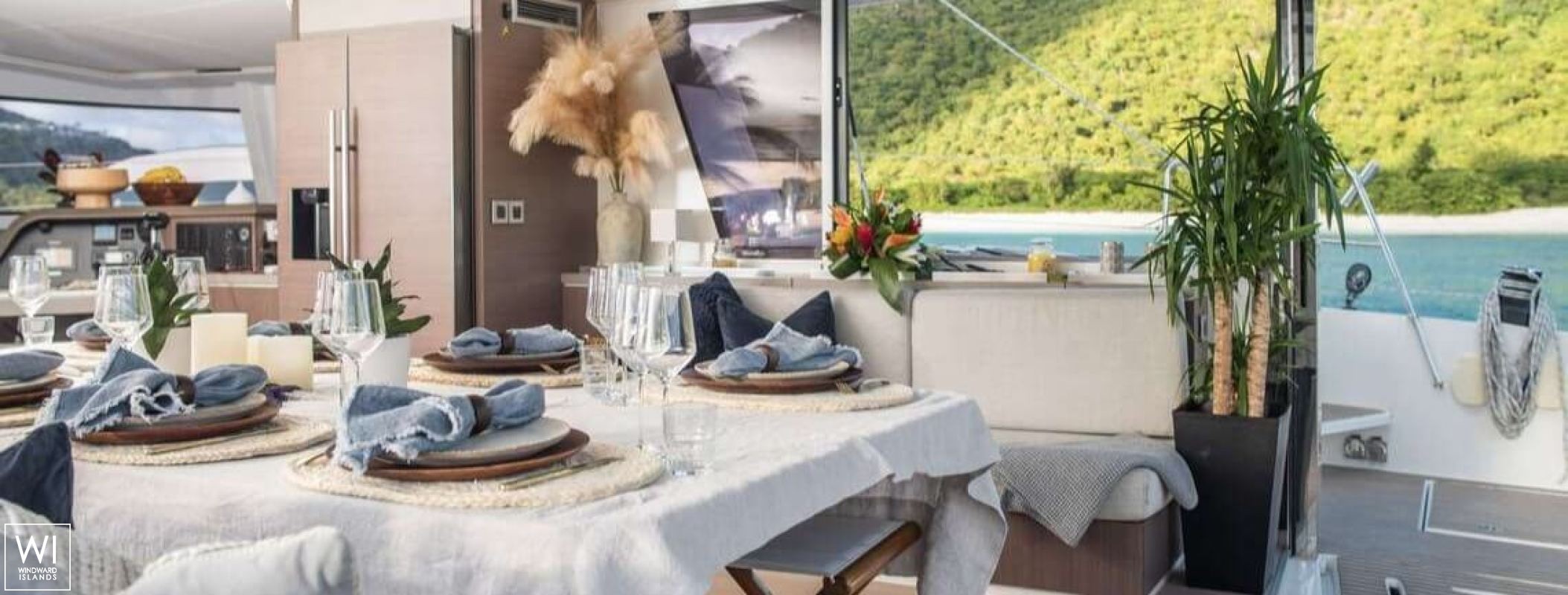 Ad Astra  Catana Catamaran Bali 5.4 Exterior 8