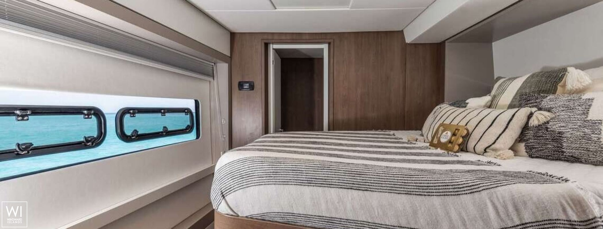 Location  Catana Catamaran Bali 5.4 Interior 19