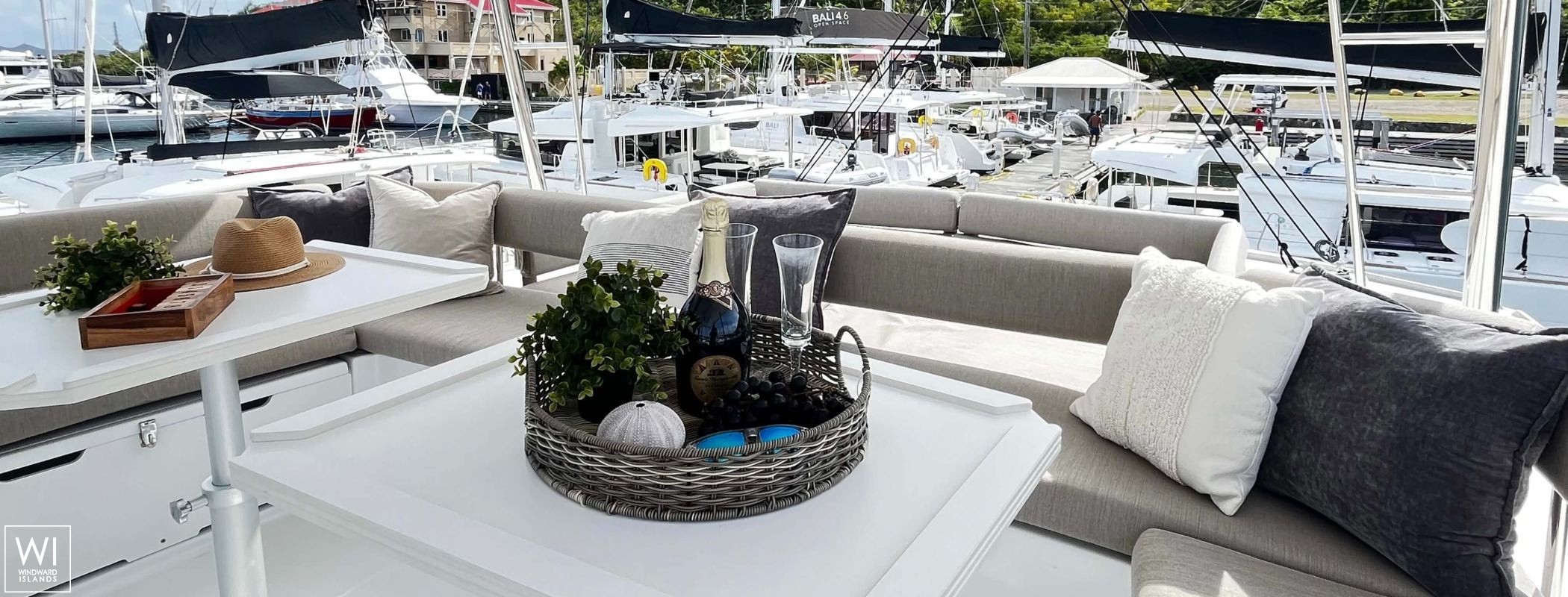 SEA BREEZE - FF  Catana Catamaran Bali 5.4 Exterior 4