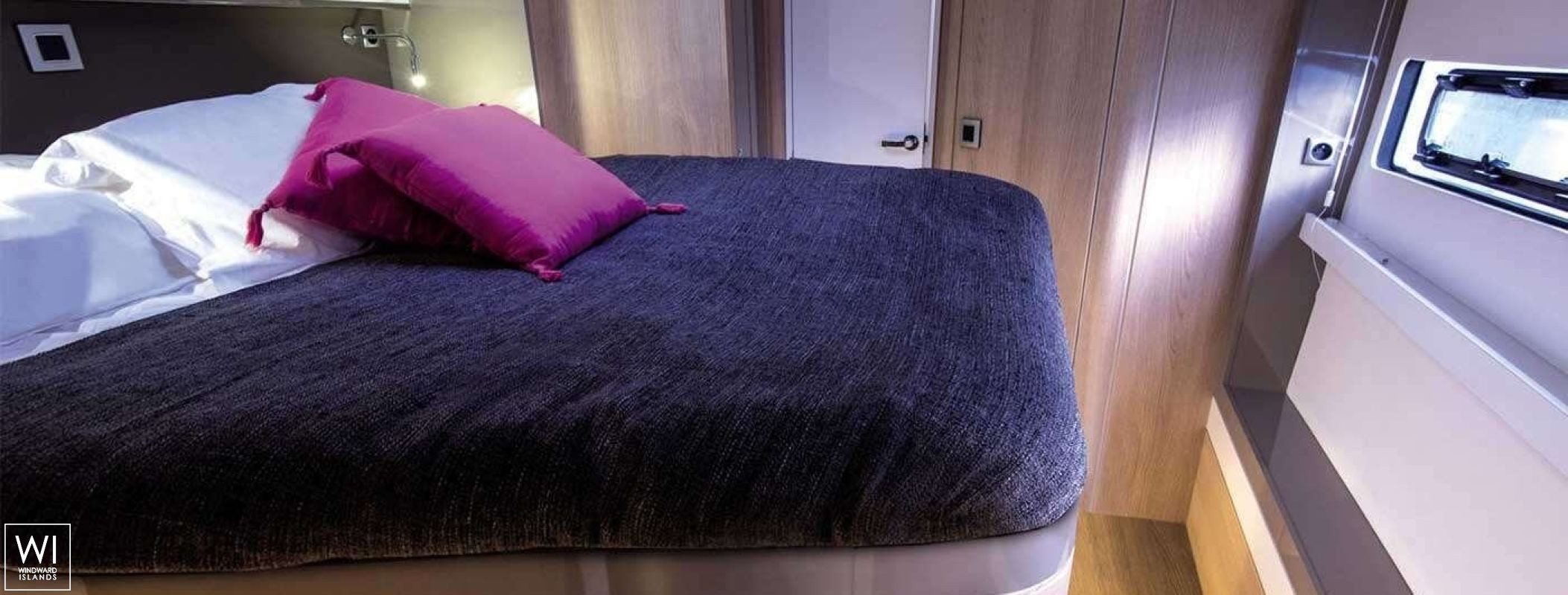 ELENA  Catana Catamaran Bali 5.4 Interior 21