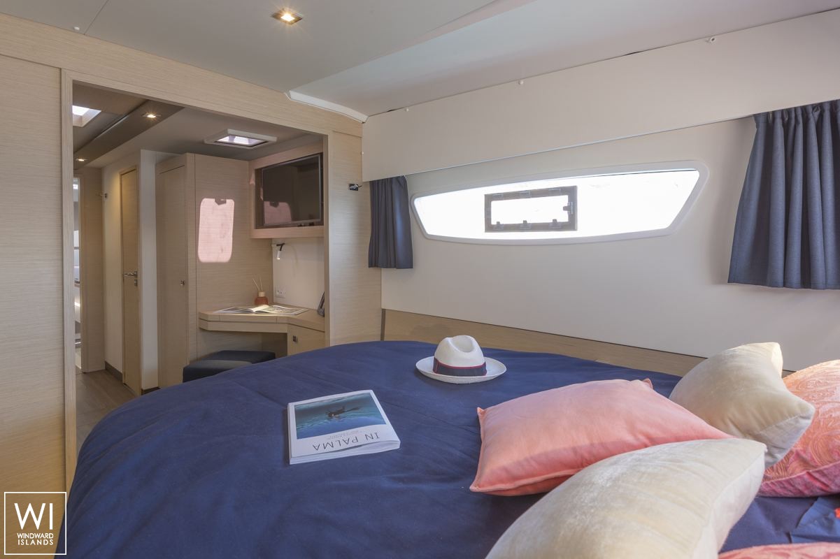 Astrea 42 Fountaine Pajot Interior 5