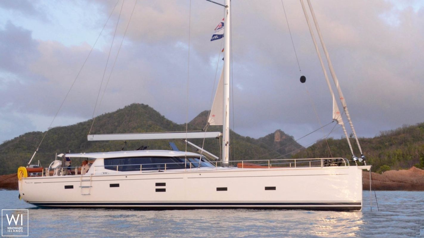 Moody 54DS Moody Yachts Exterior 2