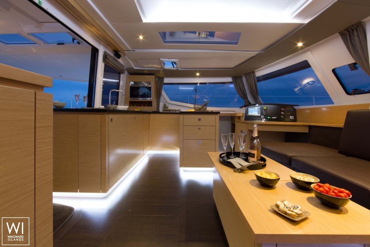 Helia 44 Fountaine Pajot Interior 6