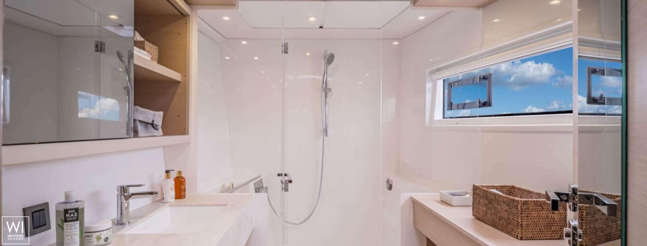 Pepe  Lagoon Catamaran Lagoon 46 Interior 10