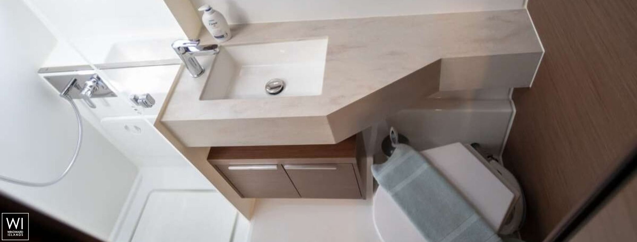 Lagoon 46 Lagoon Catamaran Interior 10