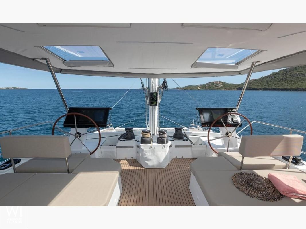 Floramye  Fountaine Pajot Alegria 67 Interior 9
