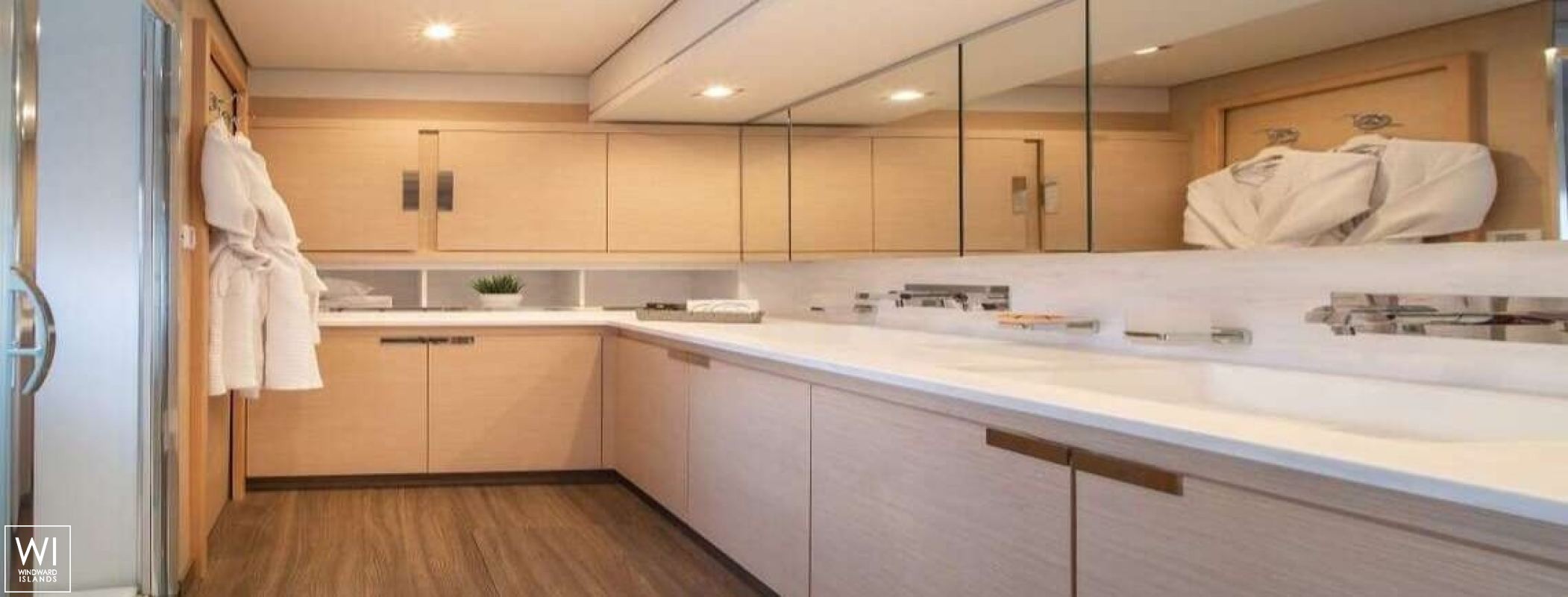 AETHER (ex NUMBER ONE) Fountaine Pajot Alegria 67 Interior 16