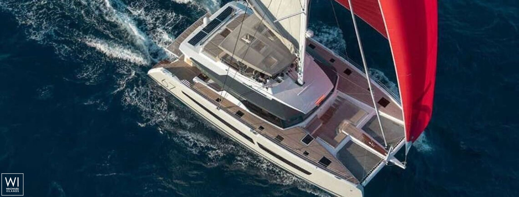 LOOMA  Fountaine Pajot Alegria 67 Exterior 4
