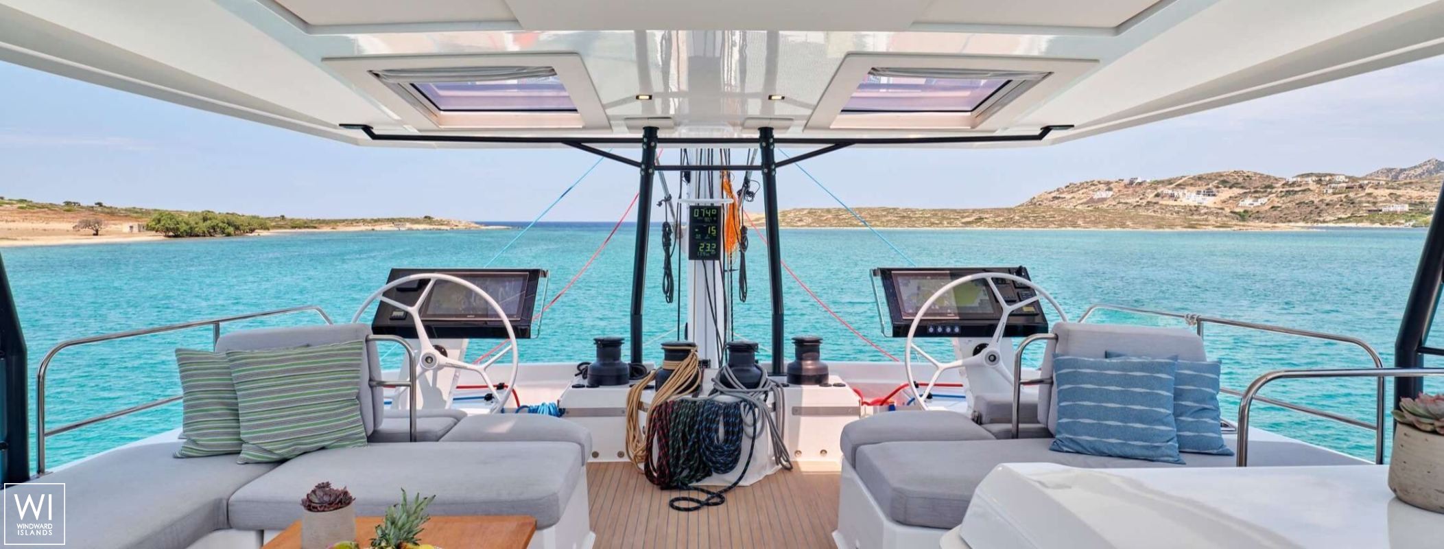 Alegria 67 Fountaine Pajot Exterior 8